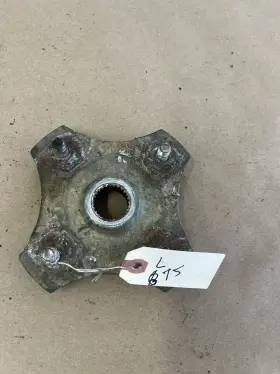 1502-464 Arctic Cat 2005 500 4x4 Left Rear Hub B675