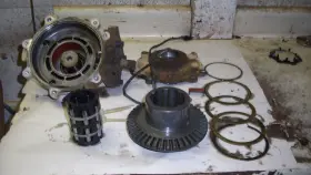 50044050 Bush Hog Trail Hand 4400 Utv Front Diff For Parts Good Ring Gear T1724