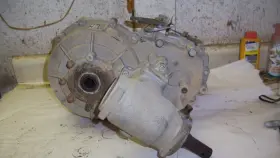 50044219 Bush Hog Trail Hand 4400 Utv Oem Transmission / Transaxle T1724