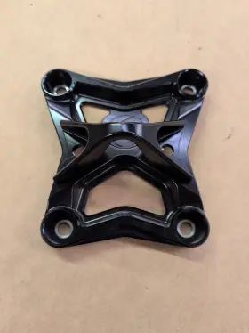 Rrp210012 Elektric Can-am Maverick X3 2017 Rear Radius Rod Pull Plate Tow Hook - Black