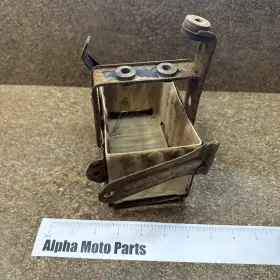 0010321 Honda 85 Atc250es Battery Box 1985 Atc 250es Big Red