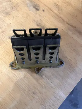 14100-ha2-671 Honda Trx Atc 250 R 1986-1989 Reed Block Cage Assy Oem