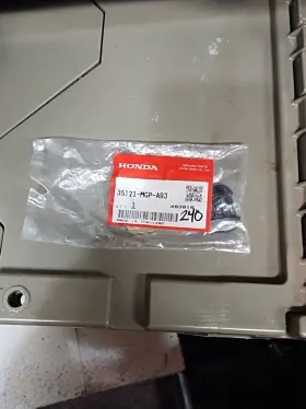 35121-mgp-a93 Honda Key Blank Oem New