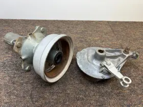 45010-vm4-680 Honda 1984-85 Atc200s Front Wheel Hub Brake Panel Backing Plate Drum Pivot Cam