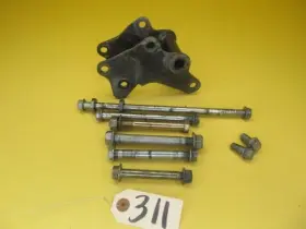50354-964-670 Honda 1984 Atc250r Atc250 R Oem Motor Mount Engine Hanger Bolt Nut Collar Spacer