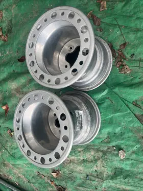 Xbr9141 Itp Baja Wheels 9x9 4/110 Lug Pattern Polished Aluminum Should Clean Up Well