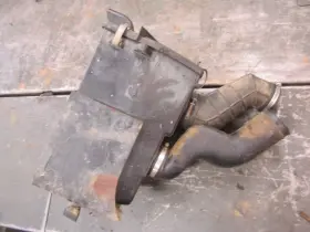 11010-1650 Kawasaki 01 Bayou 4x4 Klf 300 Airbox Assembly