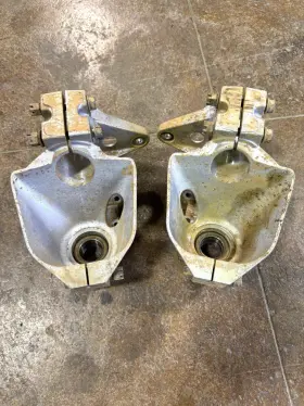 39186-0041 Kawasaki 2002 Prairie 650 2013 Brute Force 700 Oem Front Knuckles 39186-0041/42