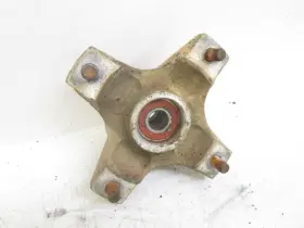 49030-1088 Kawasaki 95 Klf 300 Bayou 2x4 Front Wheel Hub 1988-2004