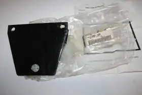 8000-1266 Kawasaki 1995 - 1998 Lakota 300 Rear Hitch Nos New