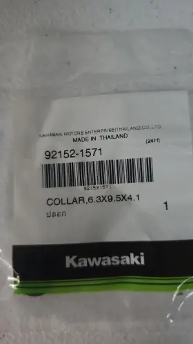 92152-1571 Kawasaki Collar 6.3x9.5x4.1 Genuine Oem New