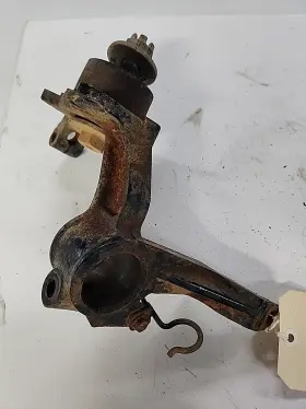 R-8y197 Kawasaki 1999 Prairie 300 4x2 Front Right Knuckle