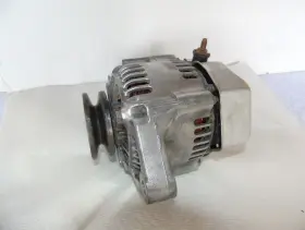K7561-61914 Kubota Rtv 900 Engine Alternator Oem #
