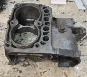 Polaris 2202364 2002 Sportsman 700 600 Top Crankcase