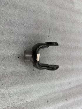 Polaris 326013 Oem 3260135 Yoke Transmission
