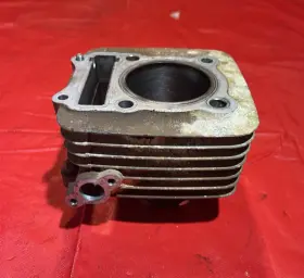 11210-24404 Suzuki 1987 Lt185 Lt 185 Quadrunner Cylinder Jug