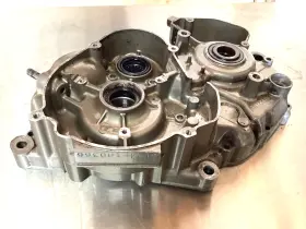 11300-19840 Suzuki Lt250r Oem Left Engine Crankcase