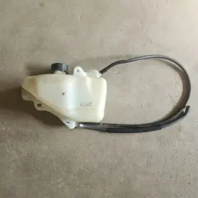 44611-40b00 Suzuki 04 Lt80 Lt 80 Kfx80 Oem Oil Tank Reservoir Holder Plastic