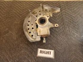 51231-31g00 Suzuki 51231-31g10 #399 2005 King Quad 700 Oem Front Right Steering Knuckle