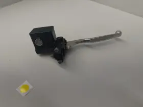 57421-39d20 Suzuki 2003-2008 Ltz 400 Oem Front Brake Lever With Master Cylinder Kfx Dvx