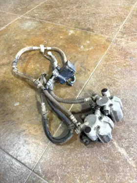 59100-38f30-999 Suzuki 2002 2009 Ozark 250 Ltz Eiger 400 Vinson 500 Oem Front Brake Calipers