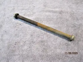 61211-07g00 Suzuki 03-08 04ft Ltz400 Ltz Oem Pivot Shaft Bolt Axle Swingarm Dvx Kfx 400 Fast Ship