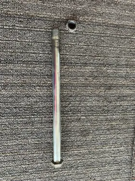 61211-22a00 Suzuki 1985-1988 Lt230s Quadsport Swingarm Bolt Shaft With Nut