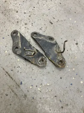 1uy-21315-00-00 Yamaha 87-04 Genuine Warrior Raptor 350 Motor Mount Mounts