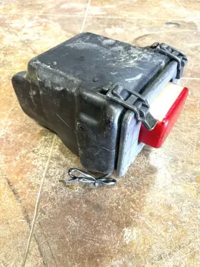 1yw-2160a-20-00 Yamaha 1996-1999 Kodiak 400 4x4 Oem Rear Storage Box Tailight