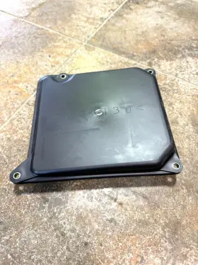 21v-14412-01-00 Yamaha 1985 2000 Moto4 Timberwolf Kodiak Oem Air Box Cover