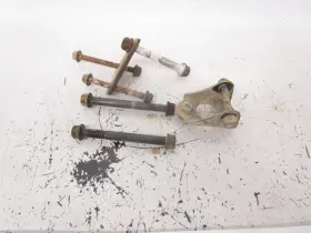 4kb-21316-00-00 Yamaha 99 Yfm 400 Kodiak Motor Mounts 1999