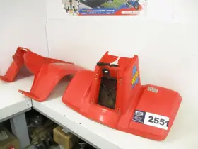 2fj-21611-10-00 Yamaha 55x-21511-11-00 86 Yfm 80 Moto 4 Front Rear Fenders 1986