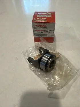 5fu-46146-00 Yamaha New Big Bear 400 4x4 Front Driveshaft Yoke 02-04