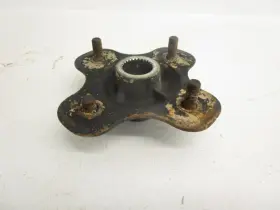 5fu-f5377-11-00 Yamaha 02 Big Bear Yfm 400 4x4 Rear Right Wheel Hub 2000-2004