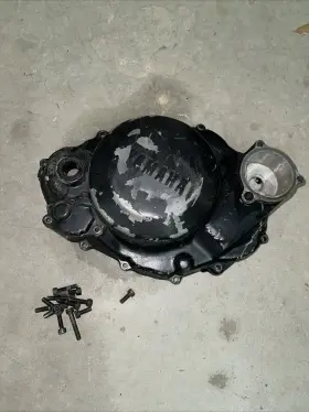 5y1-15431-03-00 Yamaha 1982 Xt550 Oem Clutch Cover