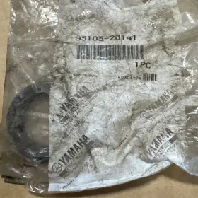 93103-28141-00 Yamaha Oem Part Oil Seal