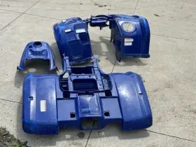 Yamaha Yfm450d Full Plastic For A 2014 450 Grizzly In Good Shape No Crack